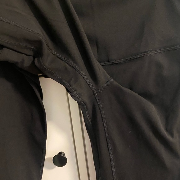 25” Align Leggings - Picture 4 of 4